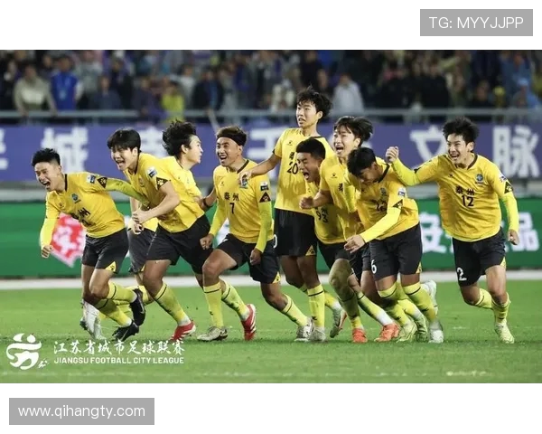 苏超决赛前瞻:不败南通战黑马泰州,信仰之火燃金陵